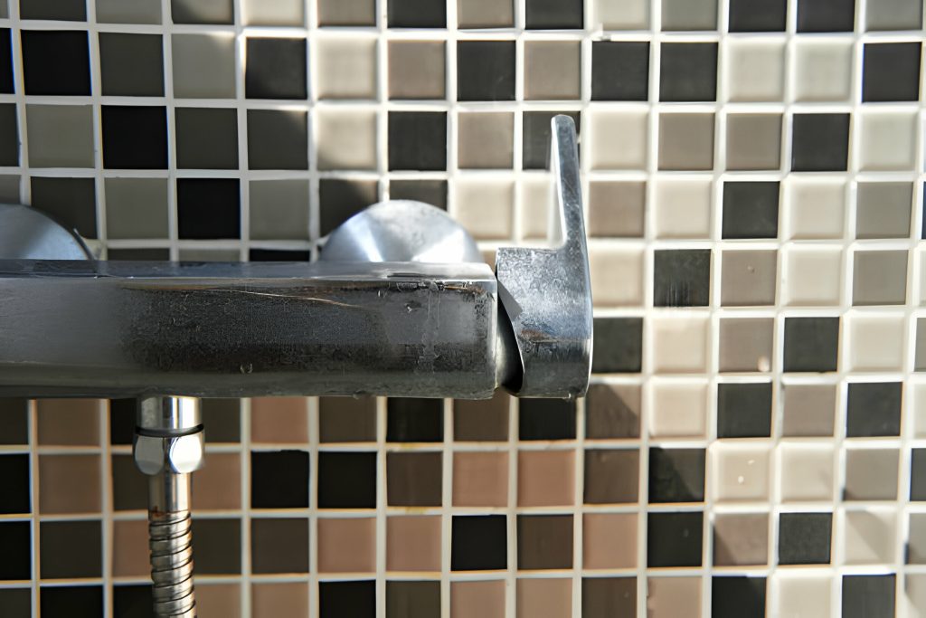 How to Remove Old Bathroom Faucet